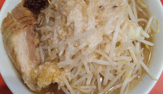 二郎インスパイア系の王道を喰らえ！神保町で大人気の濃厚絶品ラーメン『用心棒』