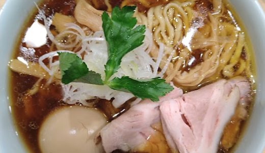 自家製の麺が抜群に旨い激ウマ醤油ラーメン!虎ノ門エリアで食べれる無化調絶品ラーメン『自家製麺ロビンソン』